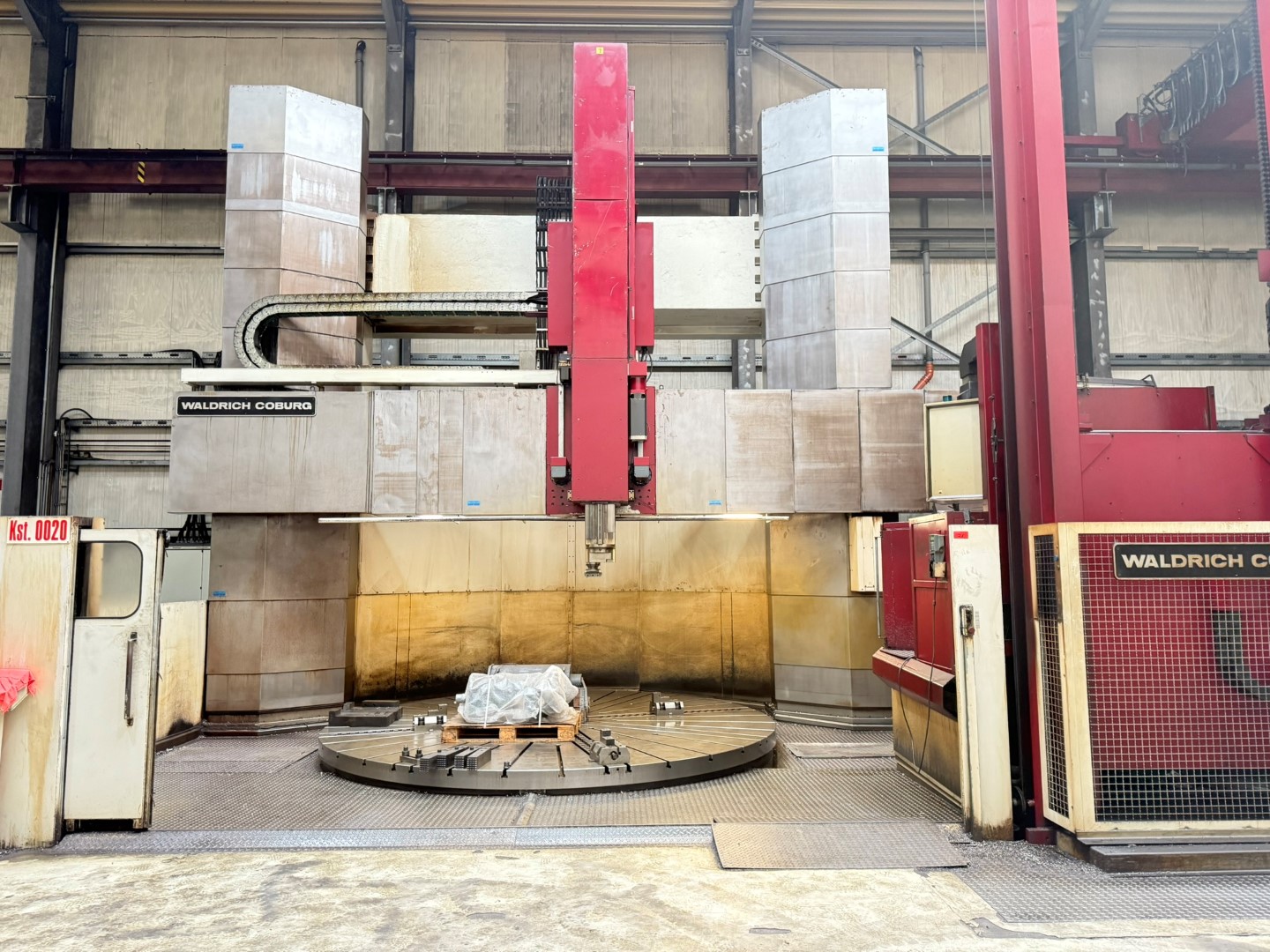 Waldrich Coburg VTF 5500 x 4600 H